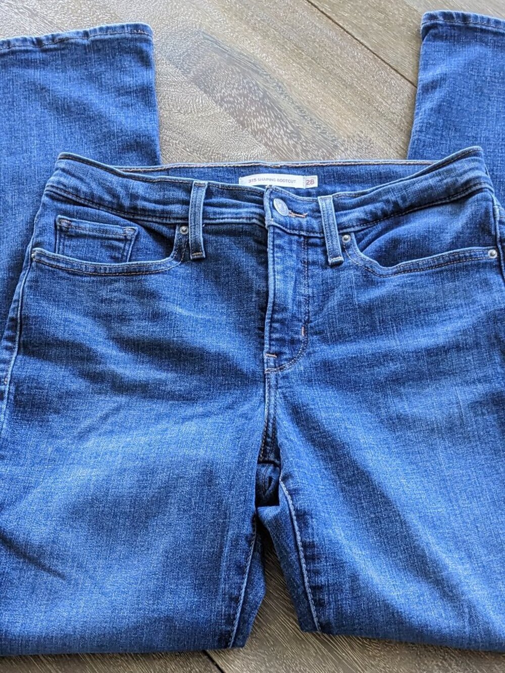 Levi Strauss & Co 315 Shaping Bootcut Medium Wash Distress Blue Jeans, Size 6/28